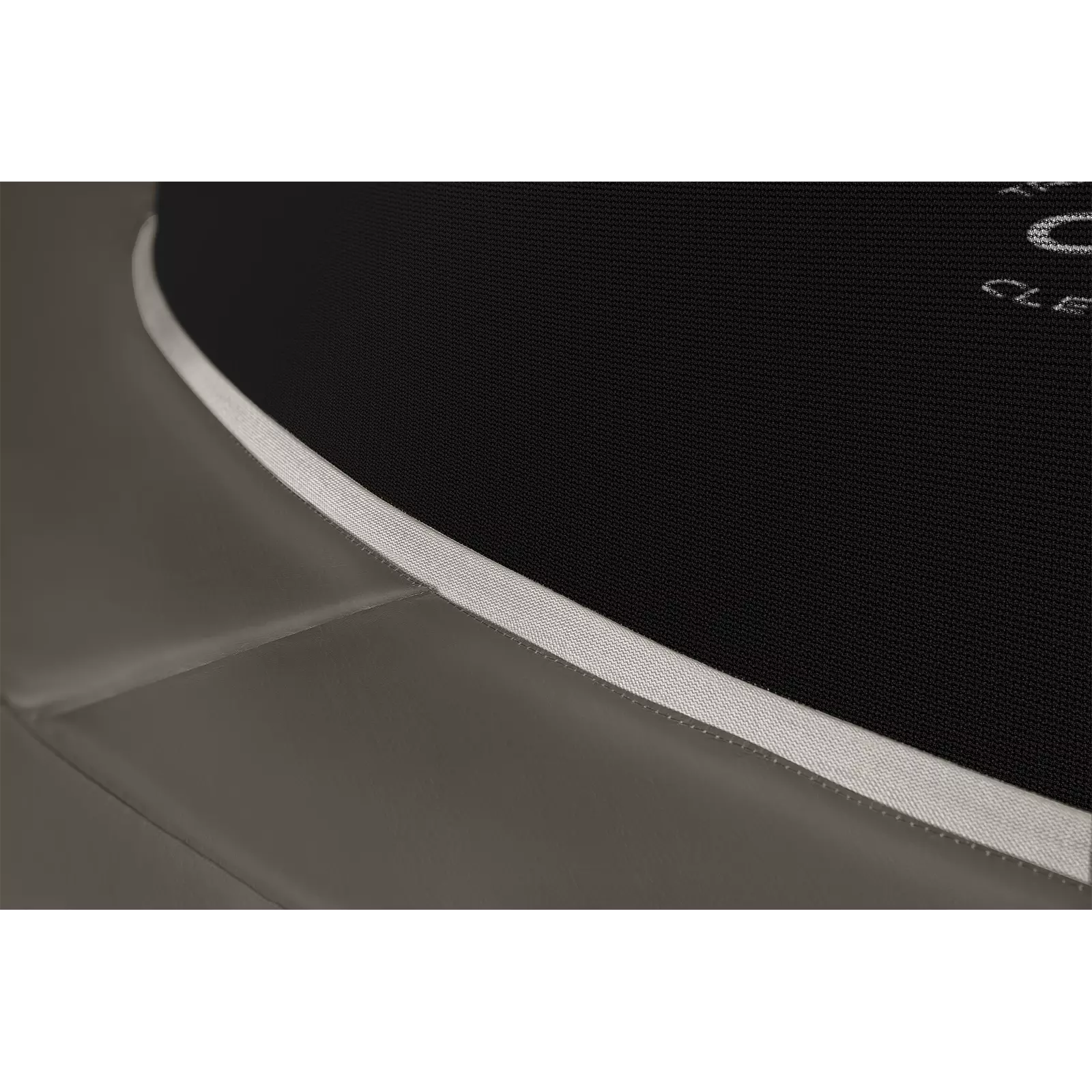 Каркасный батут Clear Fit UrbanHop 8Ft Каркасный батут Clear Fit UrbanHop 8Ft